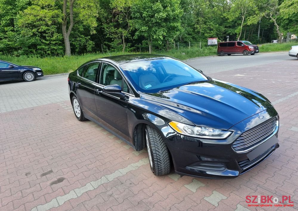 2014' Ford Fusion photo #3