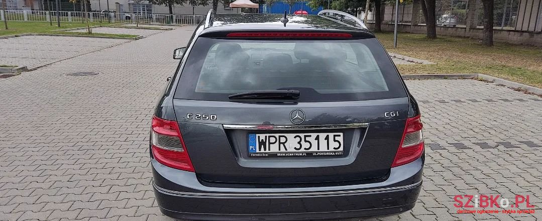 2010' Mercedes-Benz Klasa C photo #5