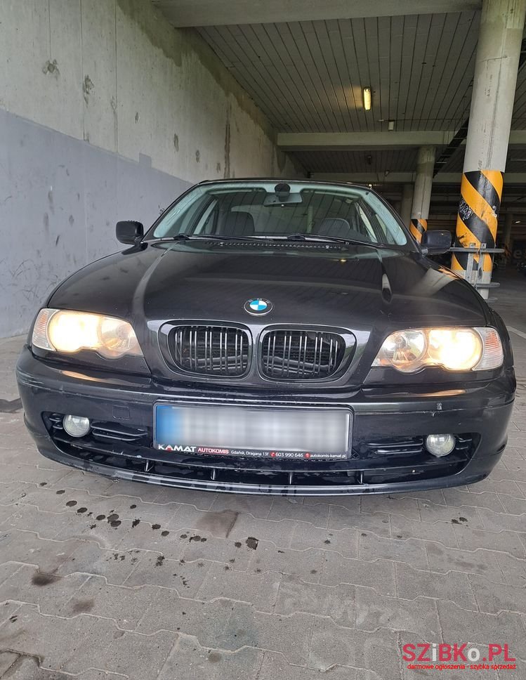 2001' BMW 3 Series 318Ci photo #5