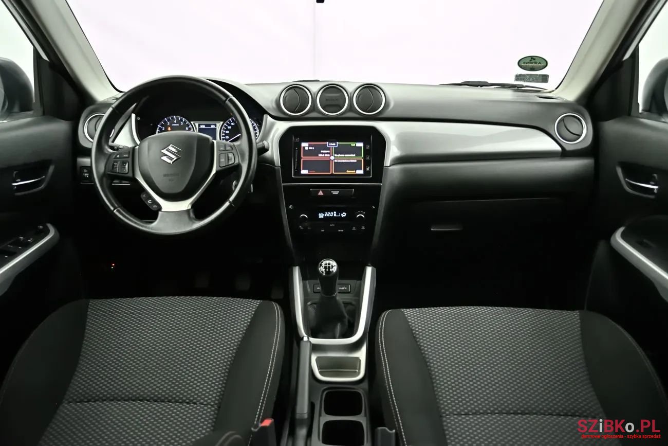 2015' Suzuki Vitara photo #5