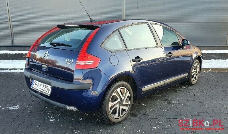 2008' Citroen C4 photo #4