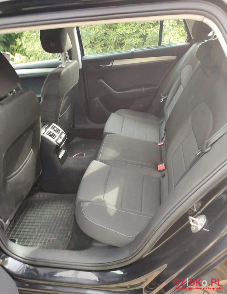 2016' Skoda Superb 2.0 Tdi Ambition photo #5