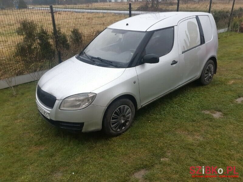 2007' Skoda Roomster photo #1