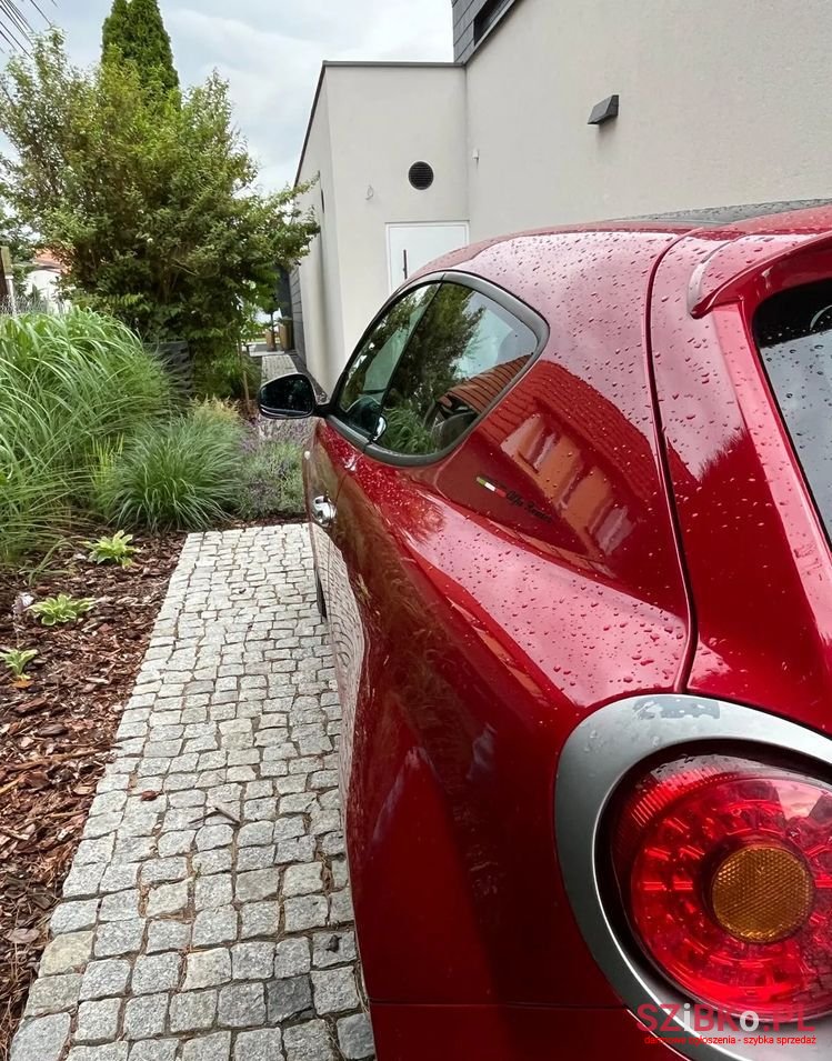 2013' Alfa Romeo MiTo photo #5