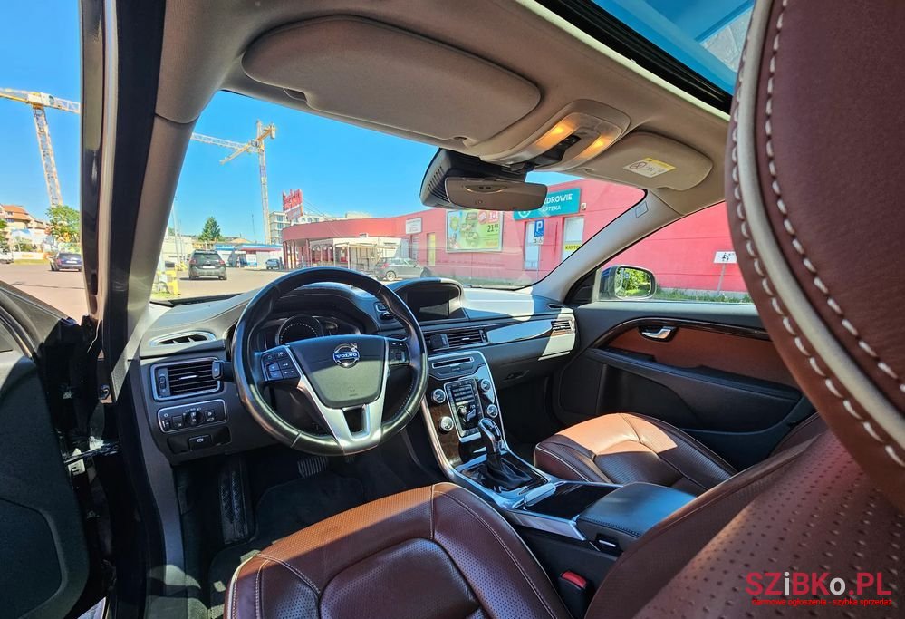 2015' Volvo S80 photo #2