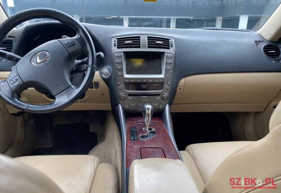 2008' Lexus IS photo #6