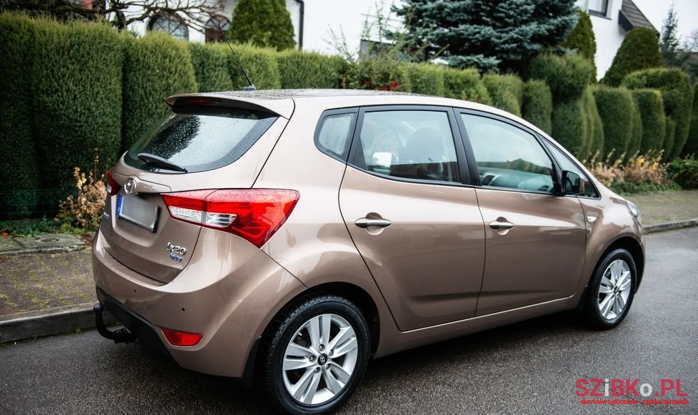 2015' Hyundai ix20 photo #4