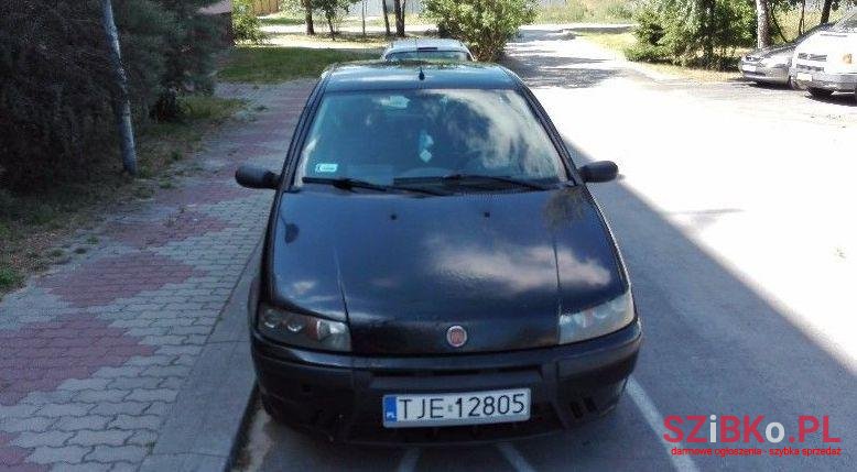 2002' Fiat Punto photo #1