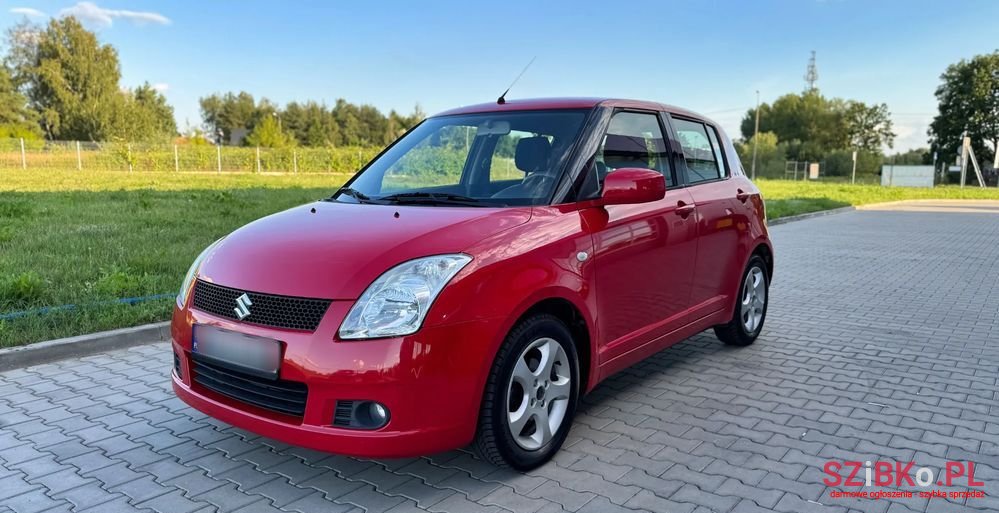 2007' Suzuki Swift 1.3 Club photo #6
