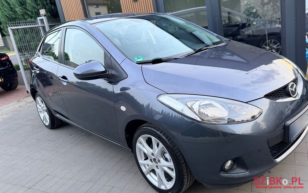 2008' Mazda 2 1.25L Comfort photo #3