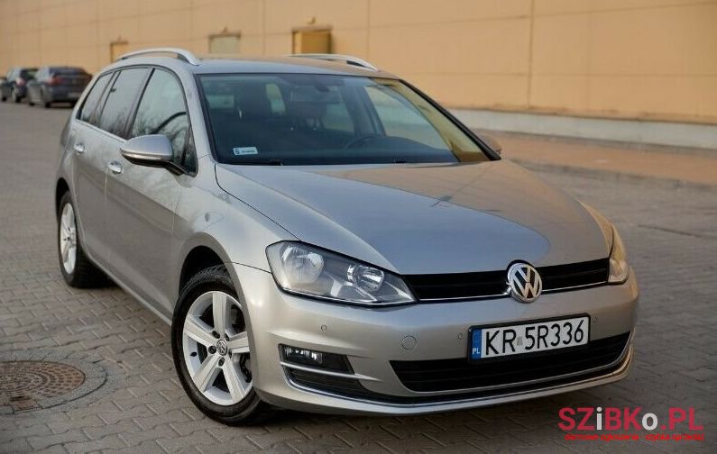 2016' Volkswagen Golf photo #1