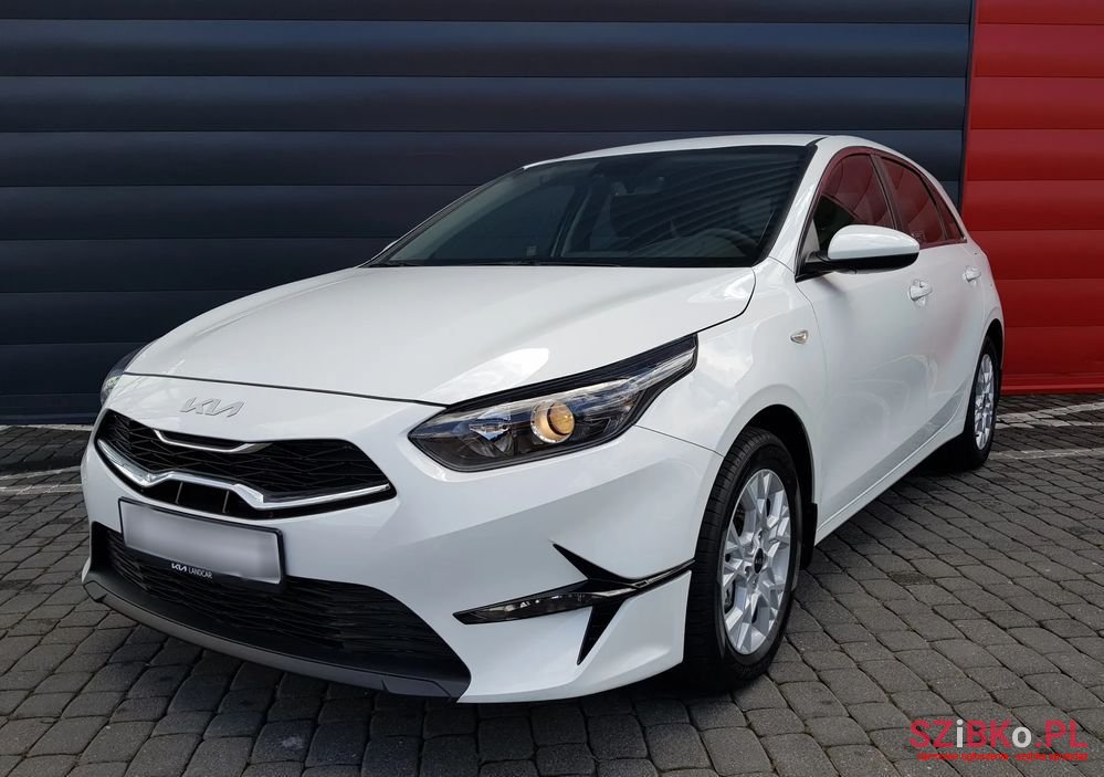 2023' Kia Ceed 1.0 T-Gdi M photo #2