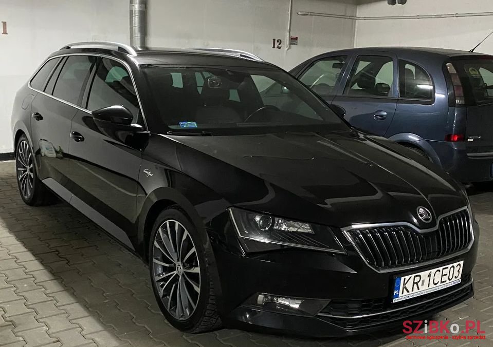 2017' Skoda Superb photo #3