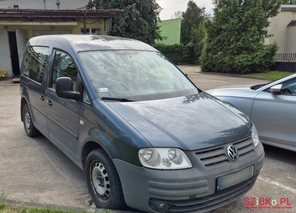 2009' Volkswagen Caddy Life photo #3