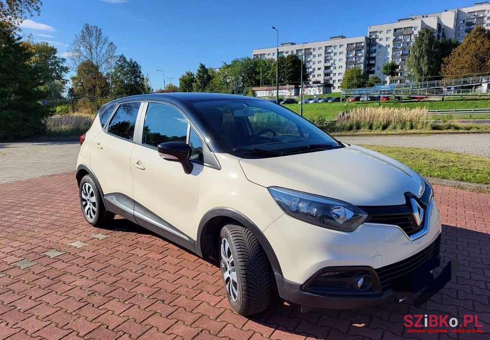 2015' Renault Captur photo #2