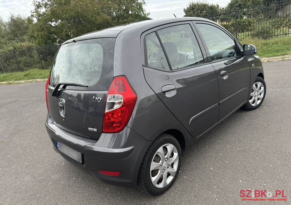 2012' Hyundai i10 photo #5