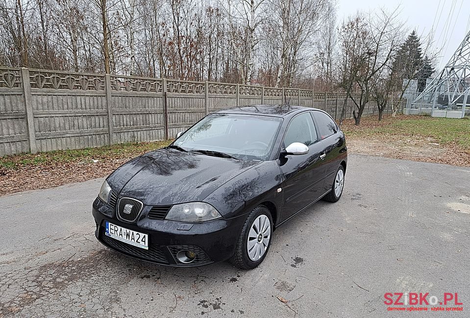 2005' SEAT Ibiza photo #1