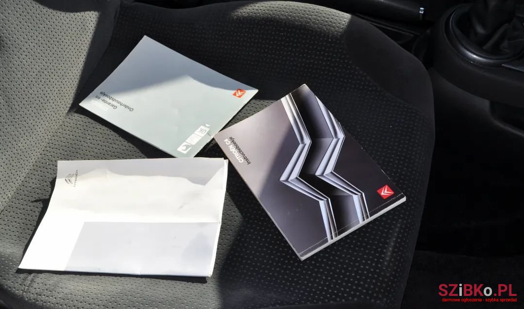 2008' Citroen C4 photo #6