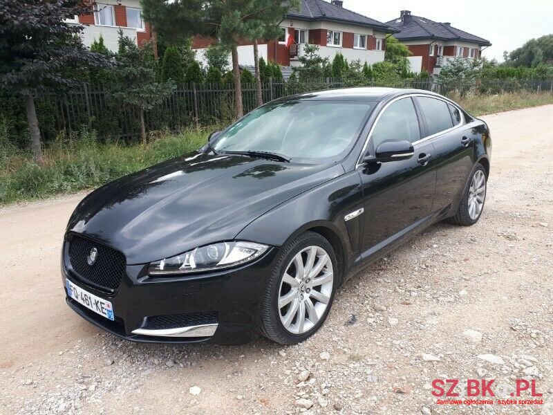 2012' Jaguar XF photo #1