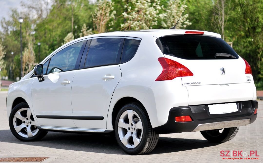 2013' Peugeot 3008 photo #2