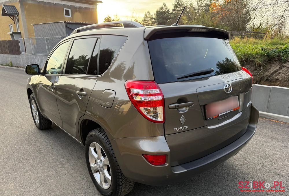 2010' Toyota RAV4 2.0 Vvt-I Premium photo #6