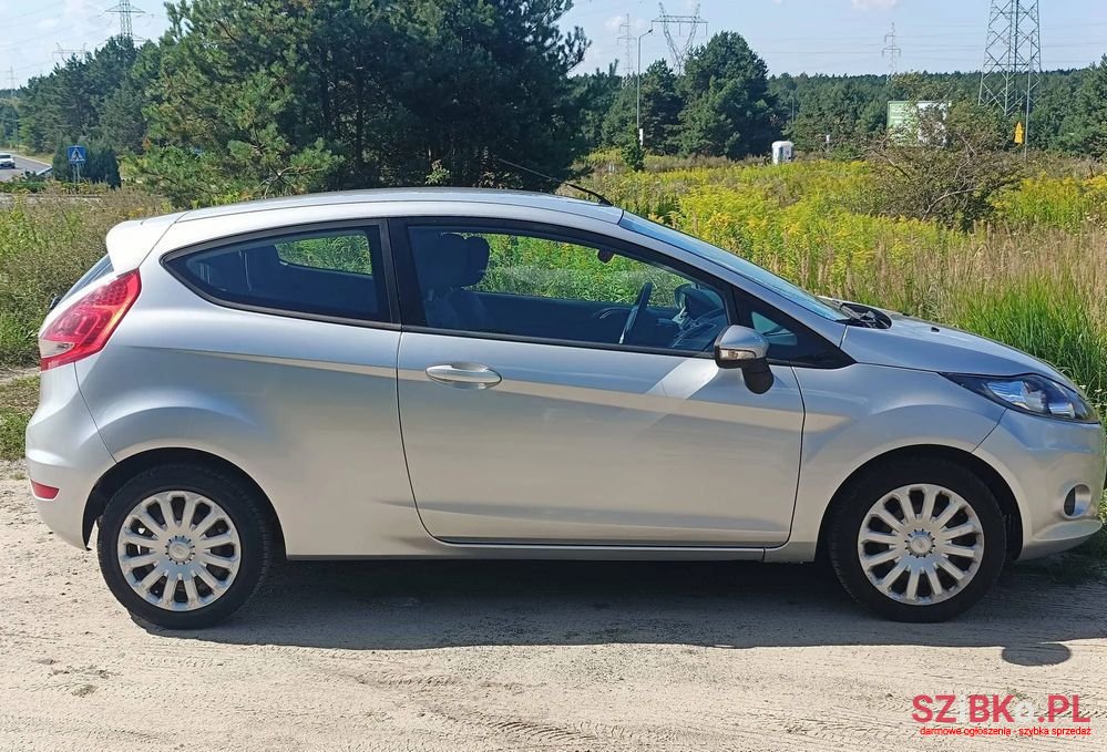 2011' Ford Fiesta 1.25 Ambiente Eu5 photo #4