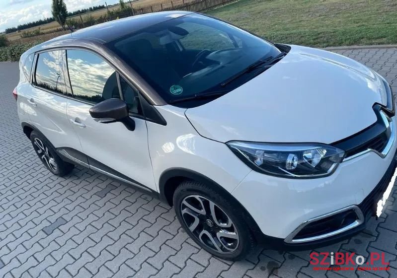 2016' Renault Captur photo #2