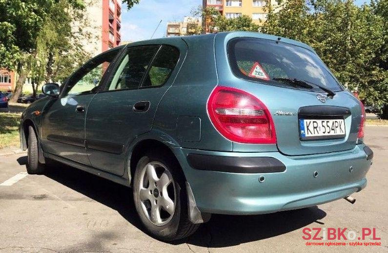 2002' Nissan Almera photo #1
