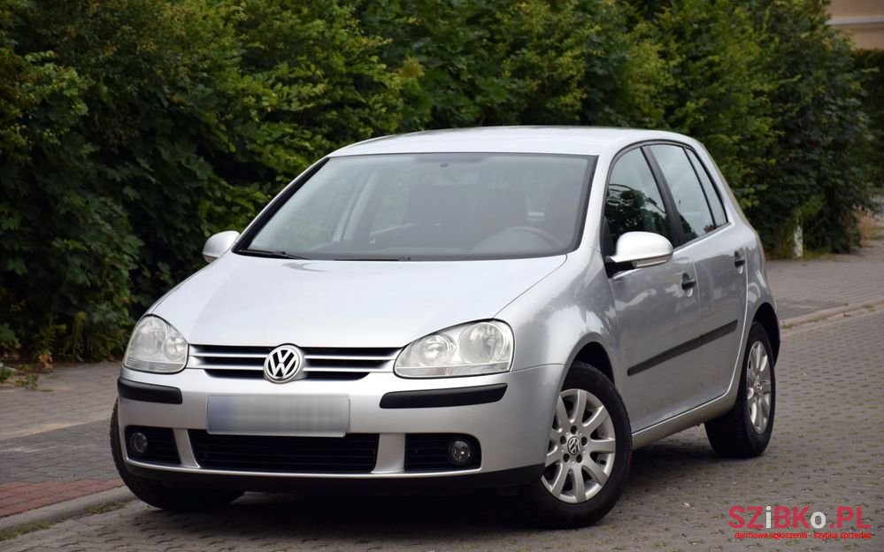 2004' Volkswagen Golf 1.6 Goal photo #2