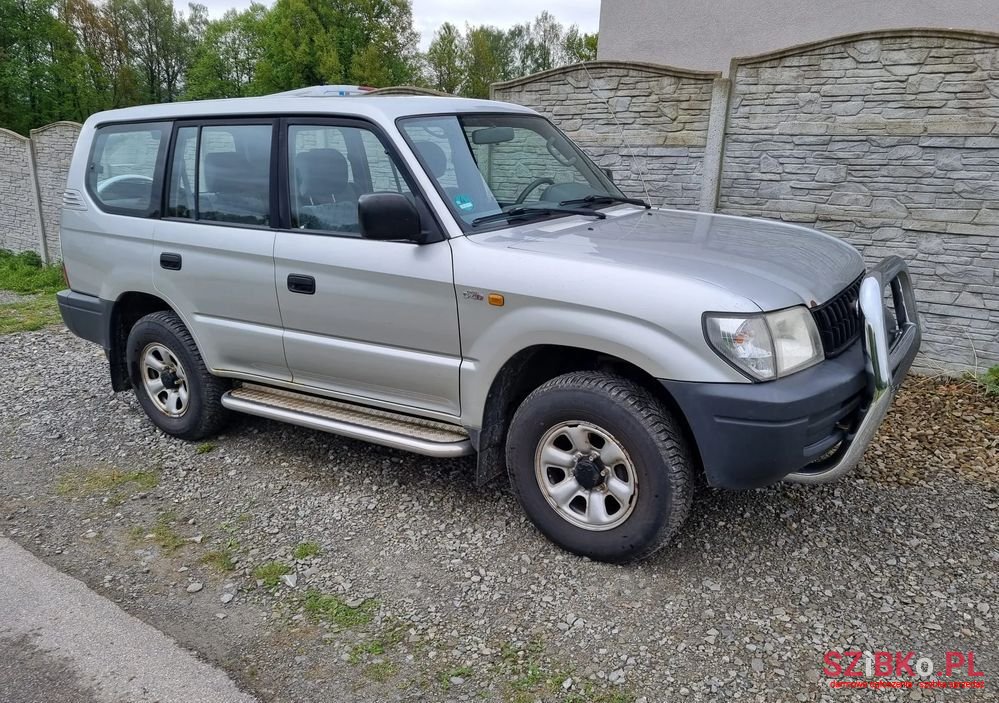 2001' Toyota Land Cruiser Prado 90 3.0 D4D photo #1