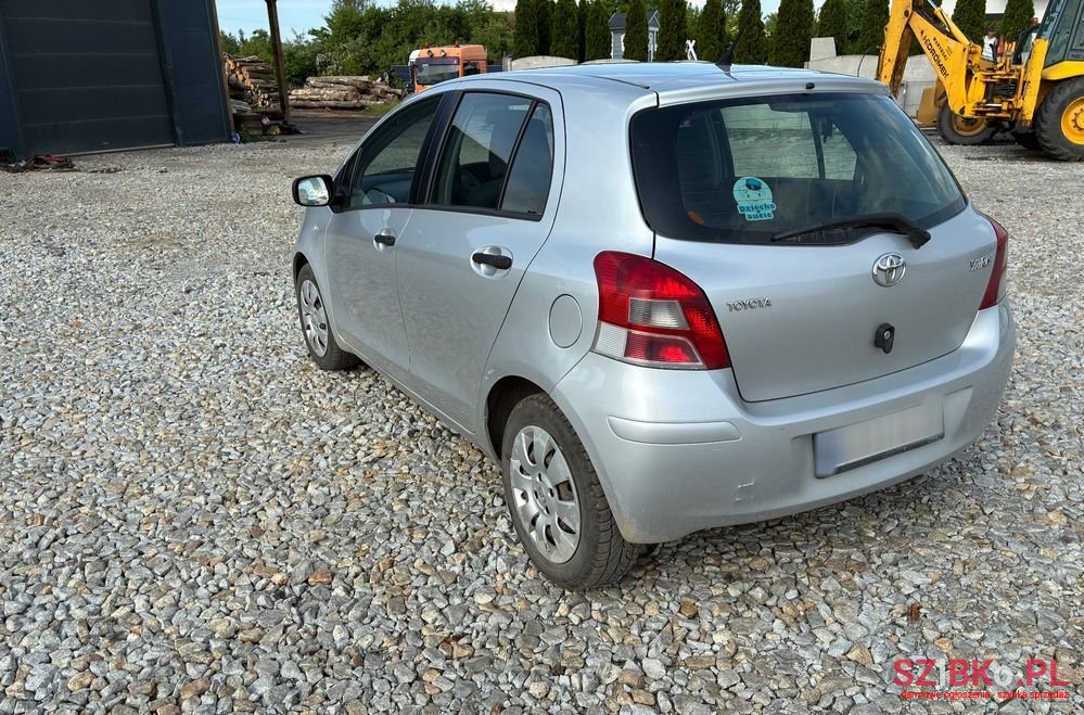 2010' Toyota Yaris 1.4 D-4D Life photo #4
