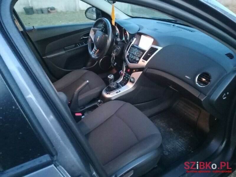 2012' Chevrolet Cruze photo #5