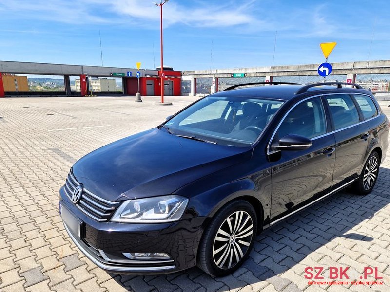 2014' Volkswagen Passat photo #6