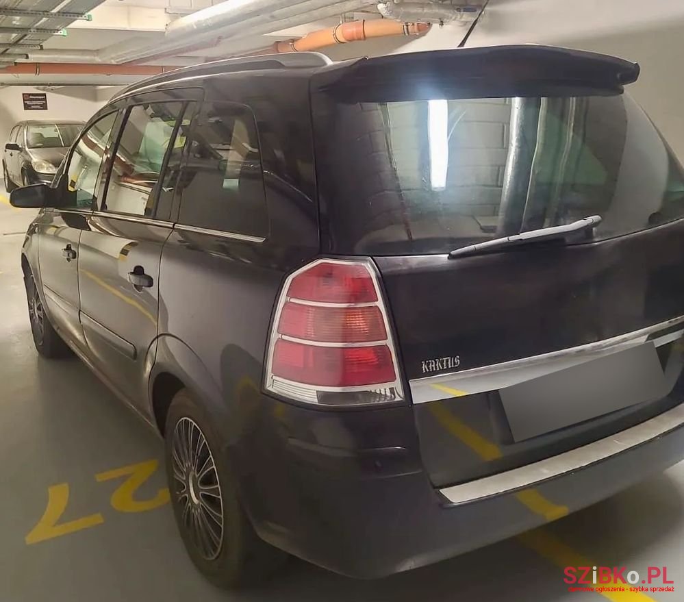 2005' Opel Zafira 1.9 Cdti Cosmo photo #5