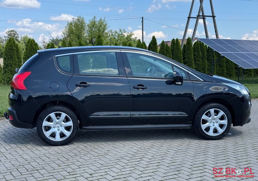 2009' Peugeot 3008 120 Vti Style photo #3