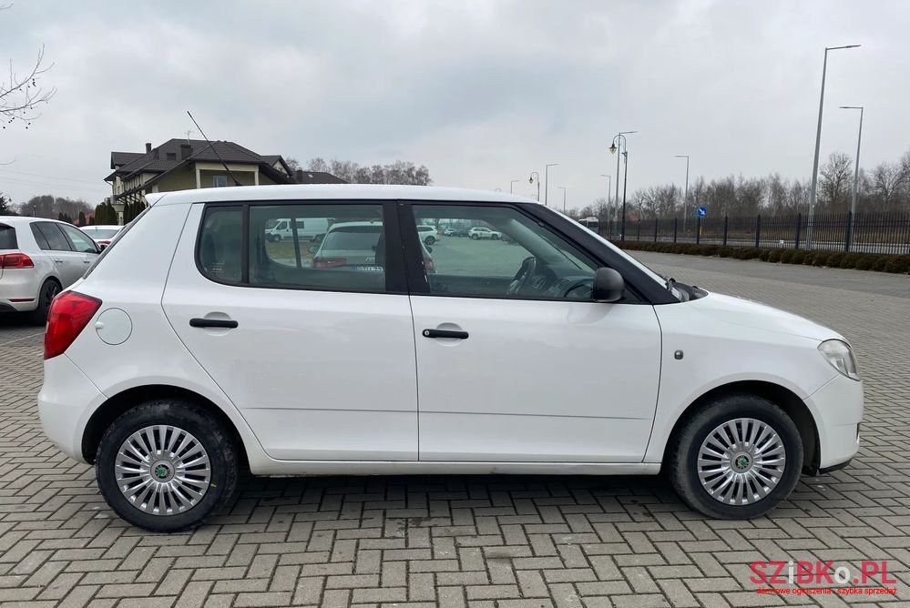 2009' Skoda Fabia 1.4 Tdi Classic photo #6