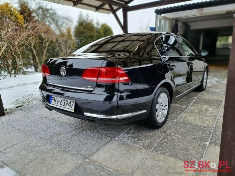 2013' Volkswagen Passat photo #4
