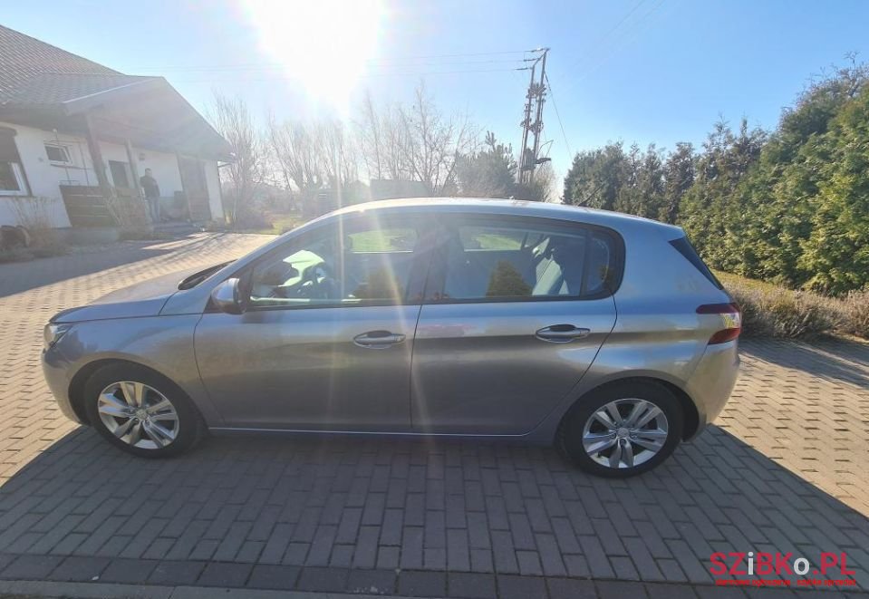 2014' Peugeot 308 photo #6