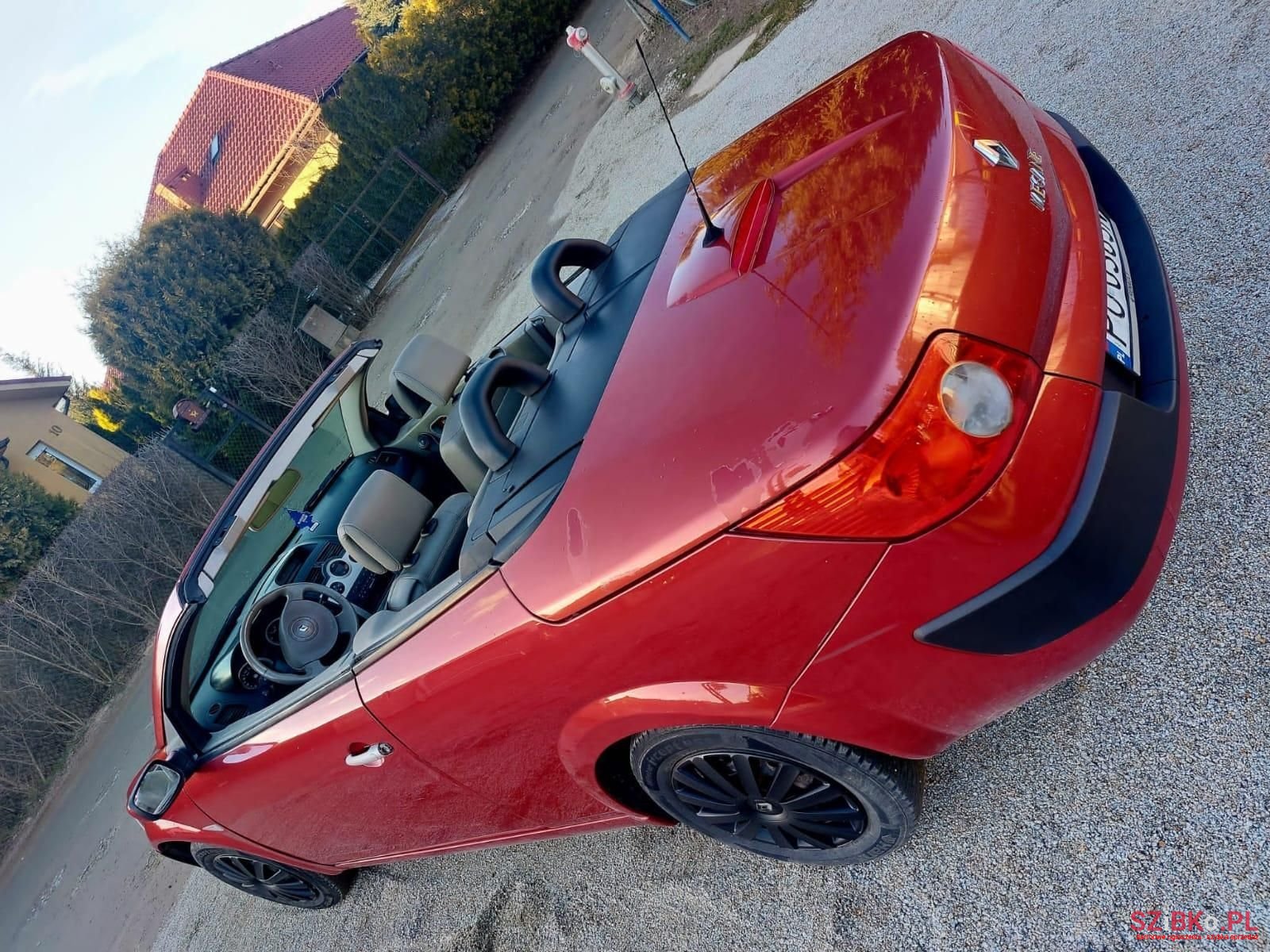 2004' Renault Megane photo #6