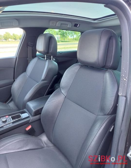 2012' Peugeot 508 photo #6