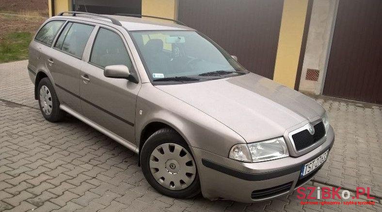 2006' Skoda Octavia photo #1