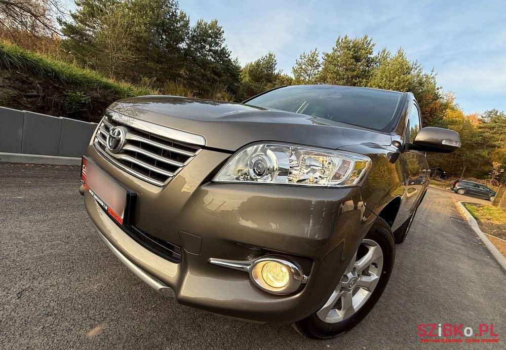 2010' Toyota RAV4 10-13 photo #4