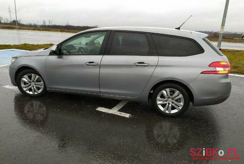 2014' Peugeot 308 photo #1