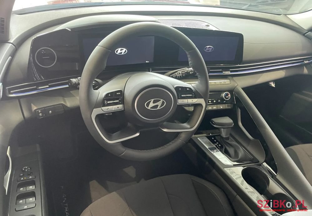 2024' Hyundai Elantra photo #3