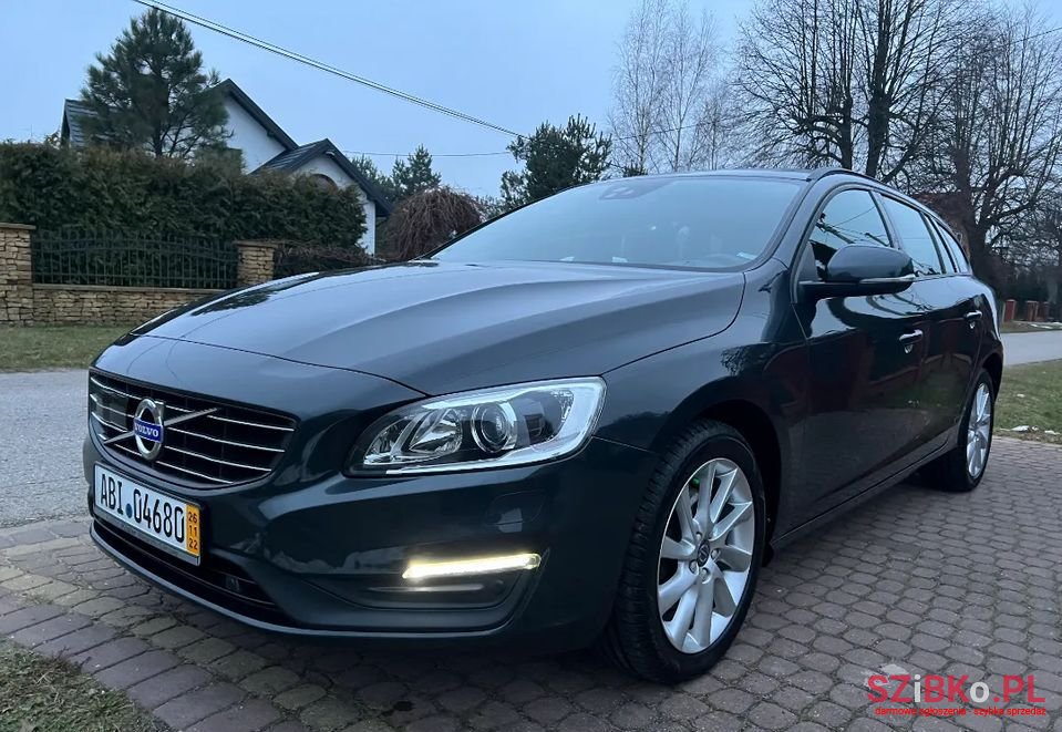 2015' Volvo V60 photo #4