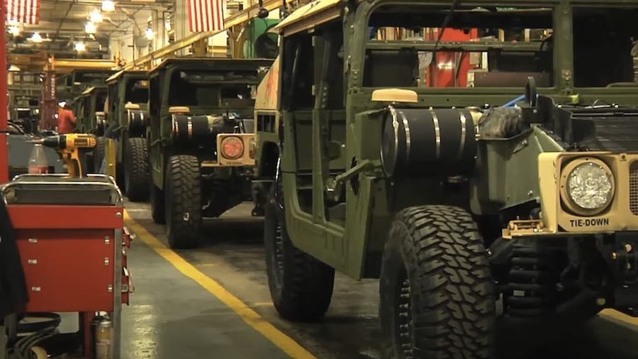 Inside the Texas Facility That Rebuilds the U.S. Military’s Humvees