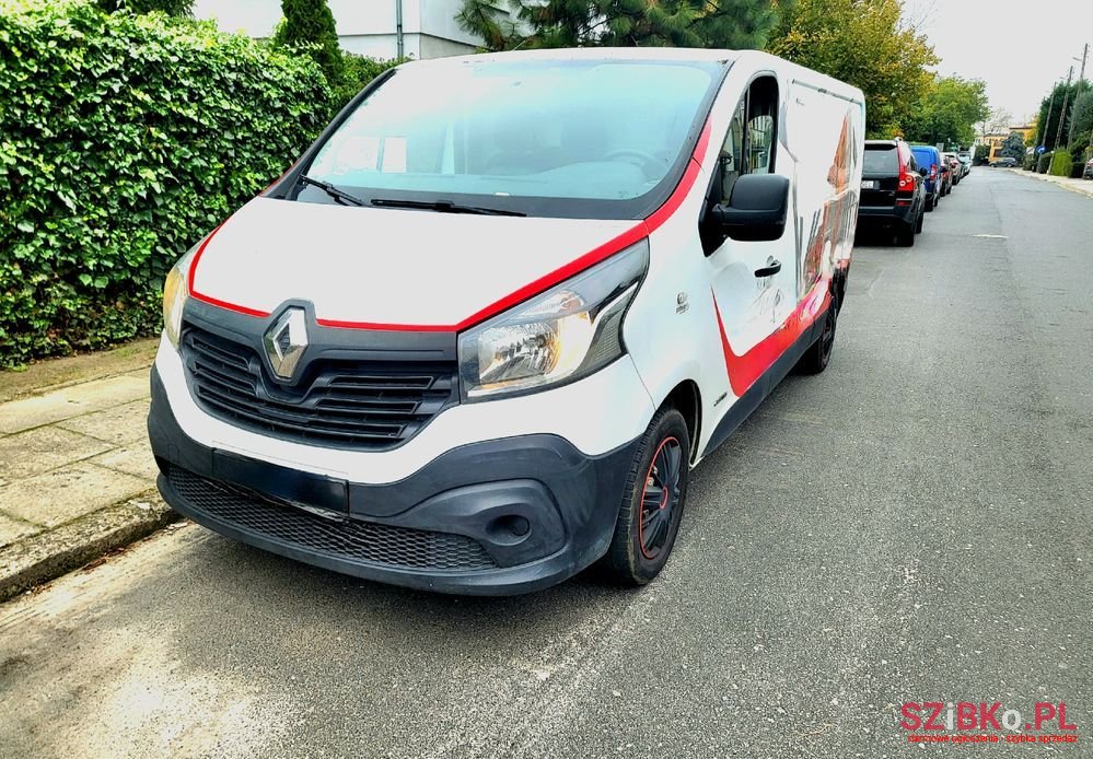 2015' Renault Trafic photo #1