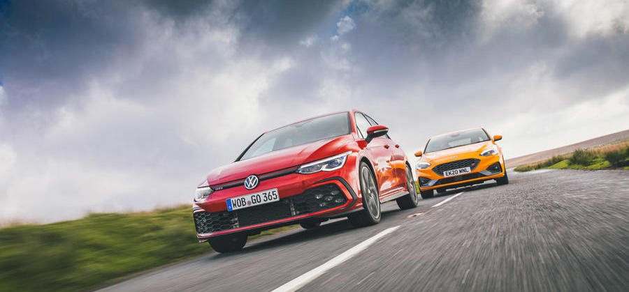 Hot hatch twin test: Volkswagen Golf GTI vs Ford Focus ST