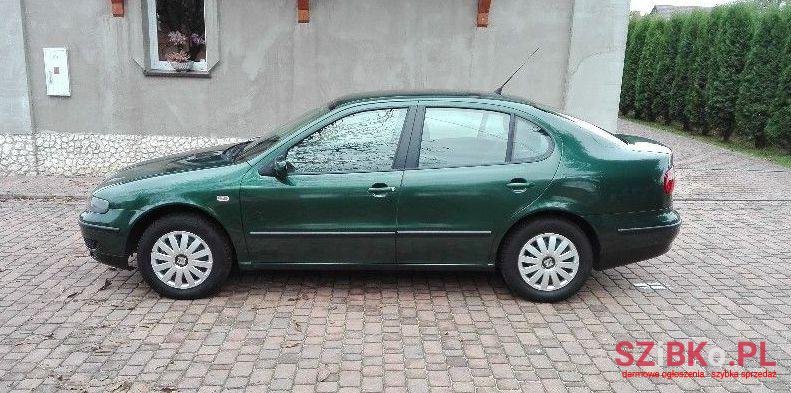 2001' SEAT Toledo photo #1