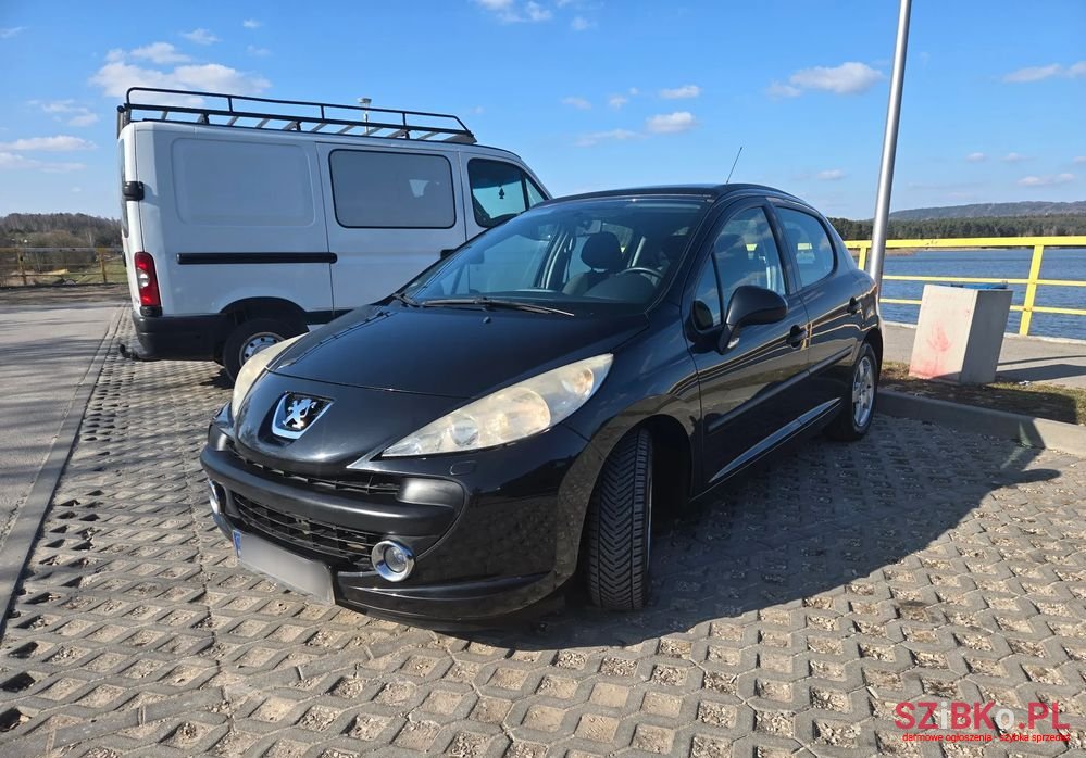 2008' Peugeot 207 1.4 Trendy photo #1